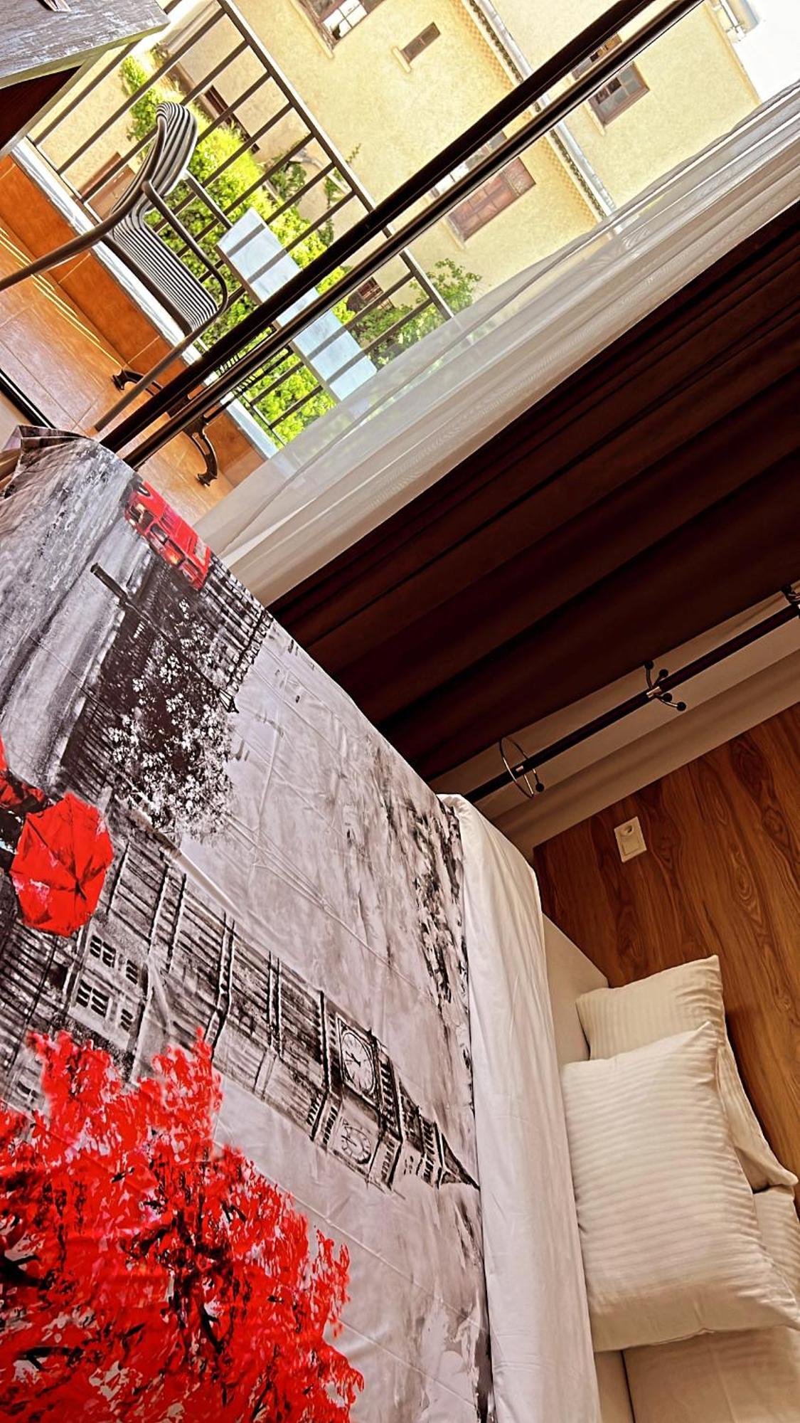 Hotel Beaux Arts مكناز المظهر الخارجي الصورة